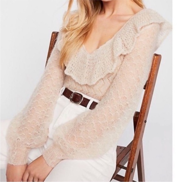 Free People Sweaters - Free People Macaroon Mohair Wool Sweater Ivory Cropped Puff Sleeve Size L